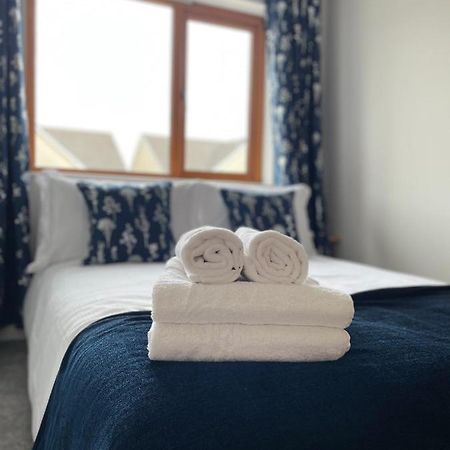 Private Double Room & Bathroom Naas Buitenkant foto